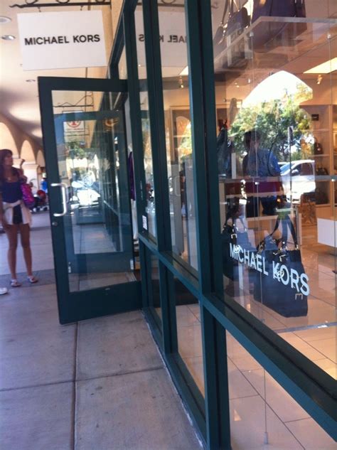 michael kors outlet camarillo ca.